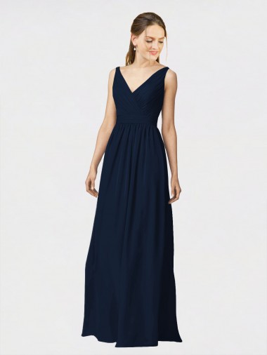 Dunkelmarine A-Linien V-Ausschnitt Chiffon Lange Brautjungfernkleider Hersteller