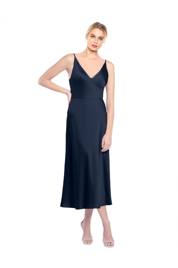 Dunkelmarine A-Linien V-Ausschnitt Midi Stretch-Satin Kurze Formale Brautjungfernkleider / Abendkleider / Abiballkleider / Cocktailkleider / Heimkehr Kleider Hersteller