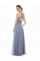 Staubiges Blau A-Linien Neckholder Stehkragen Ausschnitt Chiffon Lange Brautjungfernkleider Hersteller