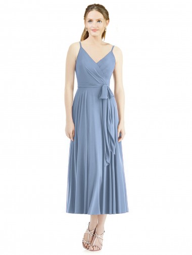 Staubiges Blau A-Linien Spaghetti-Träger Wadenlang Chiffon Kurze Brautjungfernkleider Hersteller