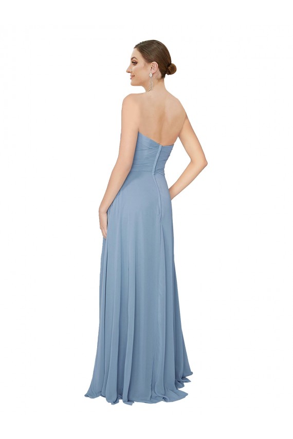 Staubiges Blau A-Linien Trägerlos Chiffon Lange Brautjungfernkleider Hersteller