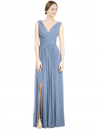 Staubiges Blau A-Linien V-Ausschnitt Chiffon Lange Brautjungfernkleider Hersteller
