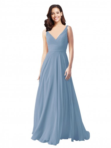 Staubiges Blau A-Linien V-Ausschnitt Chiffon Lange Brautjungfernkleider Hersteller