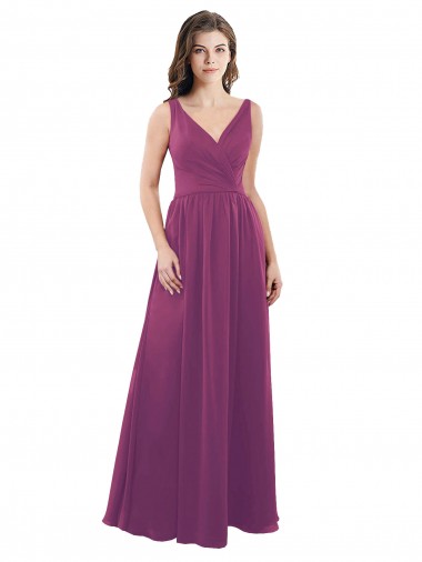 Wilde Beere A-Linien V-Ausschnitt Chiffon Lange Brautjungfernkleider Hersteller