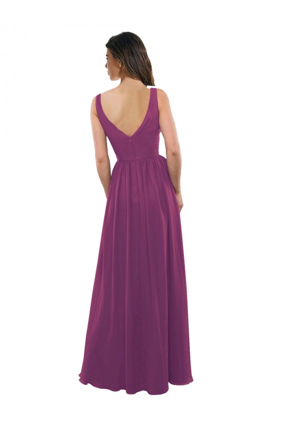 Wilde Beere A-Linien V-Ausschnitt Chiffon Lange Brautjungfernkleider Hersteller